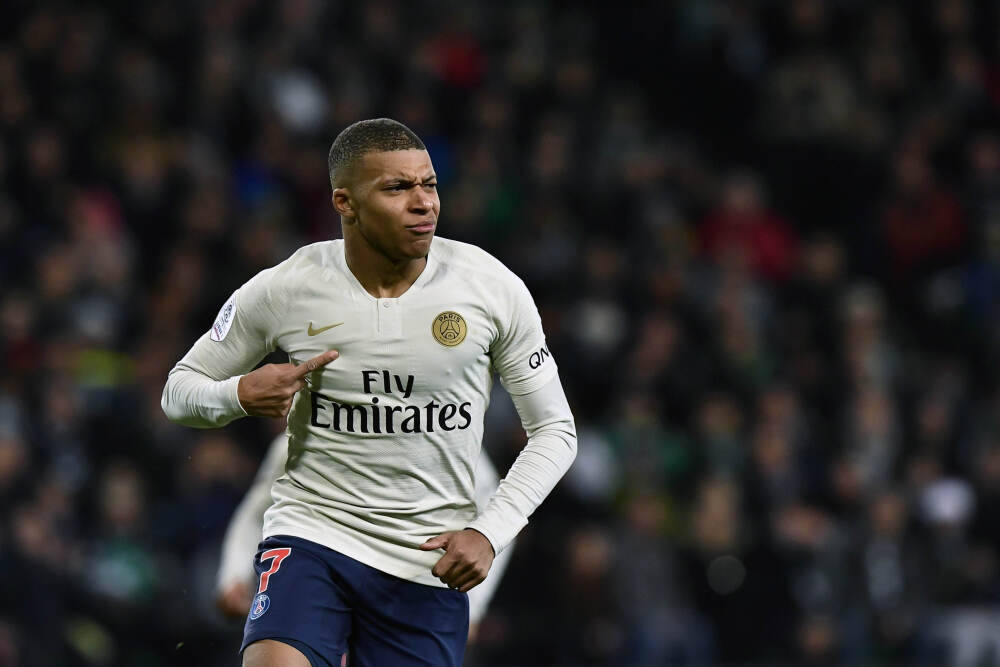 微盟集团加速AI战略布局，正式发布微盟星启GEO解决方案